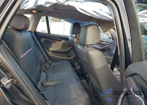 2015 BMW X1 xDrive28I z USA, uszkodzony, nr VIN WBAVL1C5XFVY39463